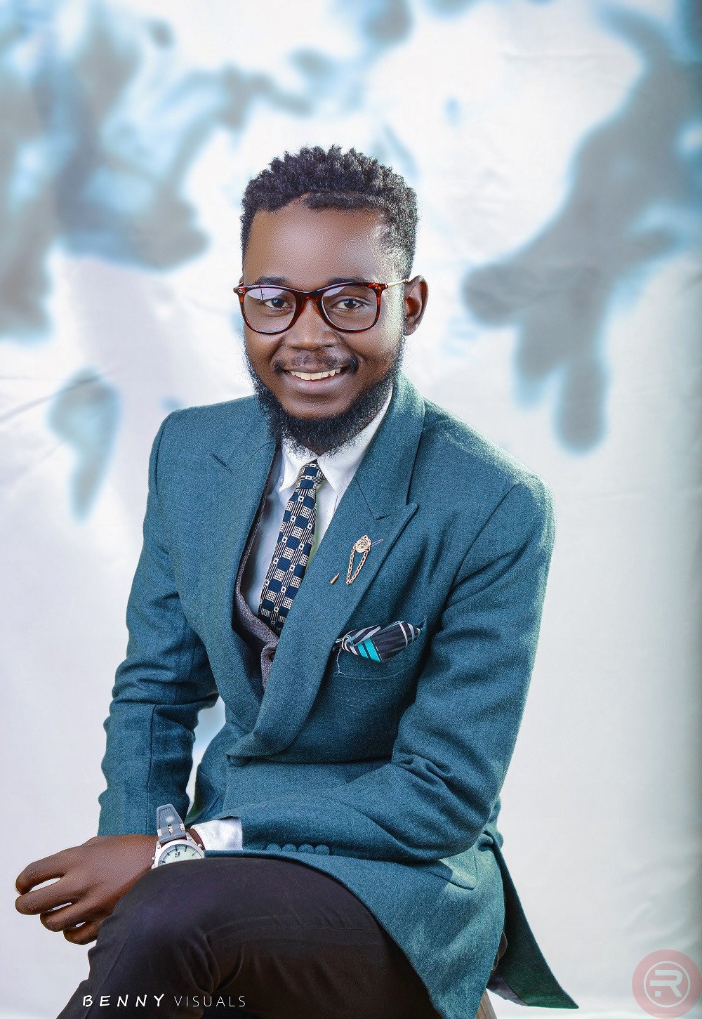 Shimfe Ephraim – Musician, Music Coach, Music Director and Consultant